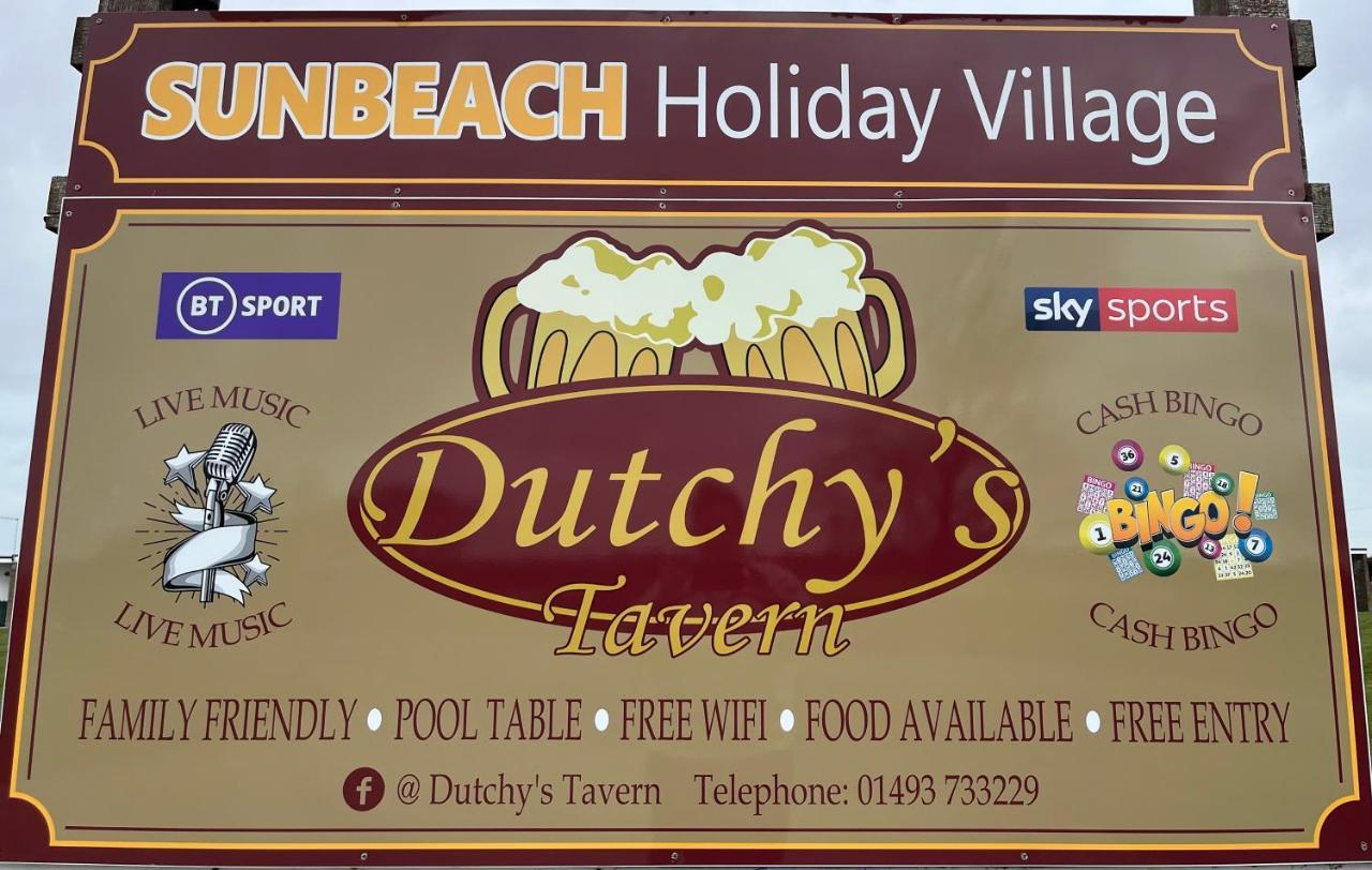 Beachcomber, Sunbeach, Scratby - Two Bed Chalet, Sleeps 4, Free Wi-Fi, Free Club Passes, Free Swimming And Pet Friendly Exteriör bild